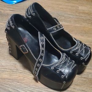 Demonia CHARADE-25 platforms